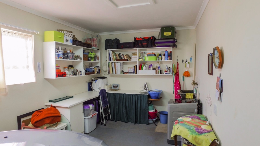 1 Bedroom Property for Sale in C Place Eastern Cape